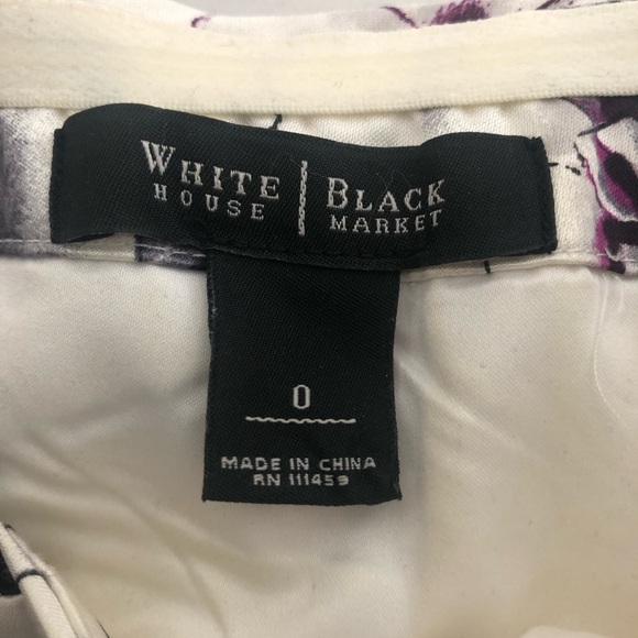 Satiny strapless corset from White House Black Market. Purple floral pattern - Picture 4 of 5